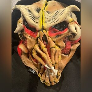 BSS Be Something Studios Mask Vintage 1990 Alien mask. 
Theatrical quality